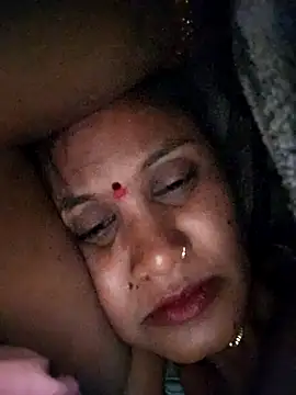 Akanksha soni online show from January 7, 8:03 pm