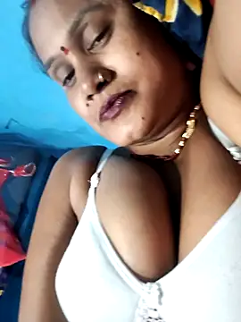 Akanksha soni online show from April 9, 7:20 pm