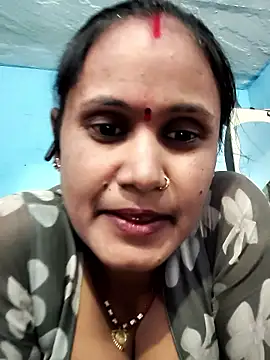 Akanksha soni online show from January 8, 8:09 am