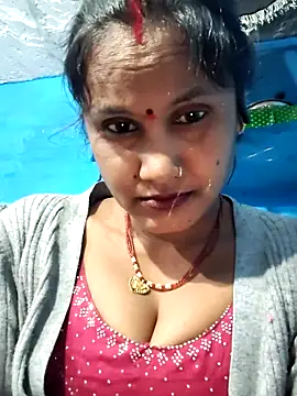 Akanksha soni online show from February 2, 5:45 pm