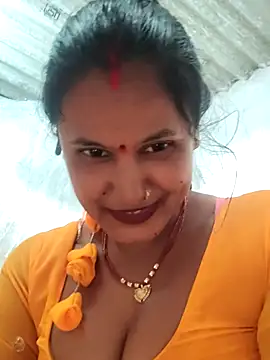 Akanksha soni online show from February 1, 8:01 am