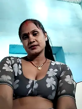 Akanksha soni online show from January 6, 8:18 am