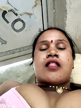 Akanksha soni online show from February 16, 11:42 am