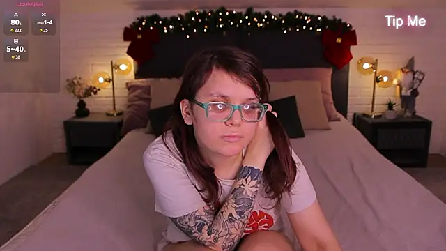 Ariell Mini online show from January 31, 7:12 pm