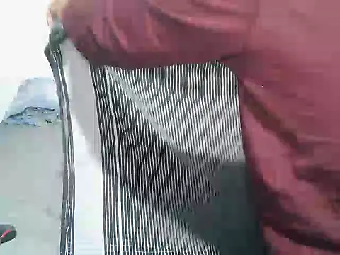 SweetHotPussy 99 online show from April 16, 4:13 am