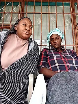 SweetHotPussy 99 online show from March 22, 9:55 am