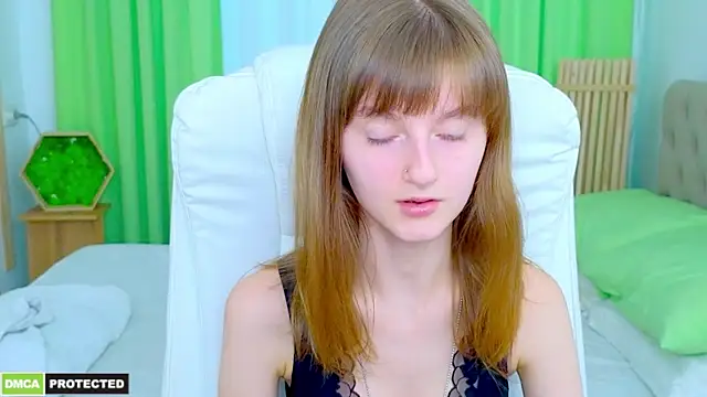 Miss Alisa  online show from April 2, 3:19 pm