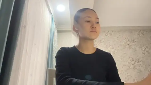 Snapshot of AyaWink chatting on December 15, 3:34 am AyaWink online show from December 15, 3:34 am