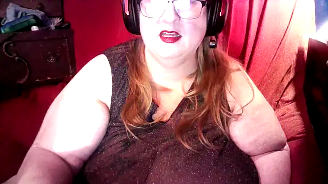 Snapshot of jade-belle chatting on January 17, 7:12 am jade-belle online show from January 17, 7:12 am