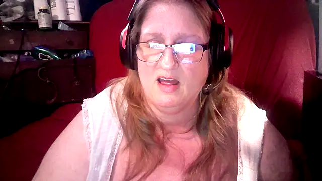 Snapshot of jade-belle chatting on February 22, 8:17 am jade-belle online show from February 22, 8:17 am