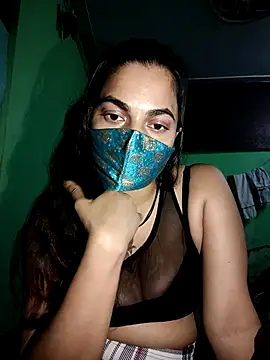 Snapshot of anzel33 chatting on December 16, 6:01 pm anzel33 online show from December 16, 6:01 pm