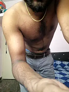 suhxil79 online show from March 29, 6:48 am