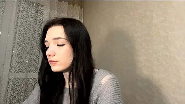 IsabellaWave online show from February 12, 1:00 pm