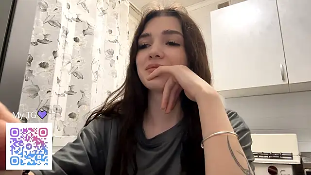 IsabellaWave online show from January 5, 5:27 pm