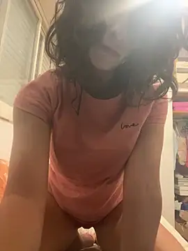 Snapshot of kareniza chatting on December 14, 9:37 am kareniza online show from December 14, 9:37 am