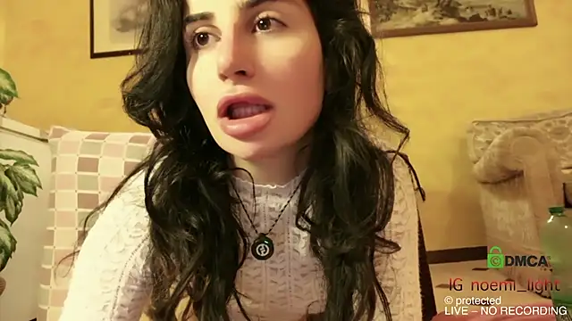 DeaAthena online show from February 19, 8:50 pm