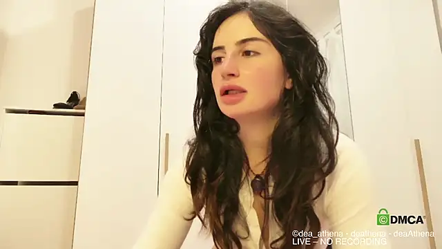 DeaAthena online show from February 7, 6:05 pm