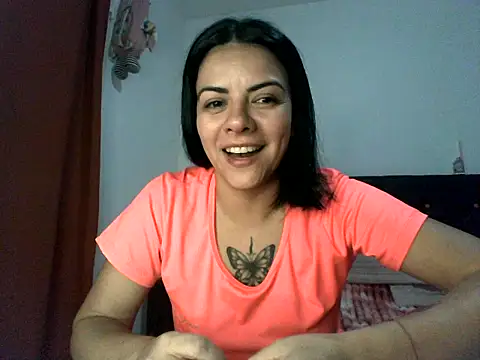 luluclark69 online show from April 23, 1:01 am