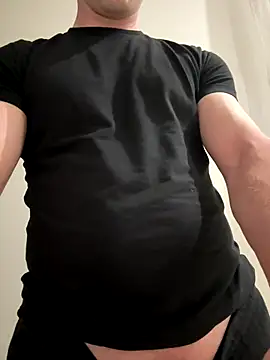 Snapshot of bigpolish95 chatting on December 15, 8:14 pm bigpolish95 online show from December 15, 8:14 pm