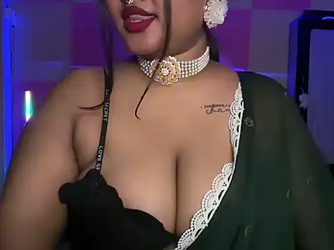 Snapshot of sonal-6 chatting on June 17, 6:51 pm sonal-6 online show from June 17, 6:51 pm
