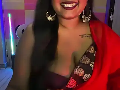 Snapshot of sonal-6 chatting on July 17, 8:50 pm sonal-6 online show from July 17, 8:50 pm