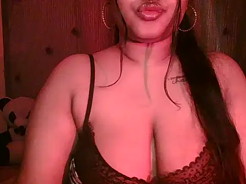 Snapshot of sonal-6 chatting on April 21, 8:48 pm sonal-6 online show from April 21, 8:48 pm