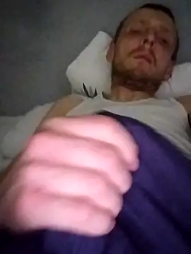 CrookedBunk3527 online show from January 6, 10:03 pm