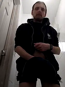 CrookedBunk3527 online show from April 14, 4:56 pm