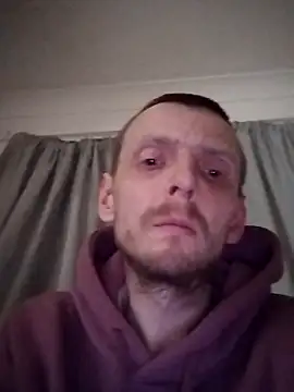 CrookedBunk3527 online show from December 18, 6:12 pm