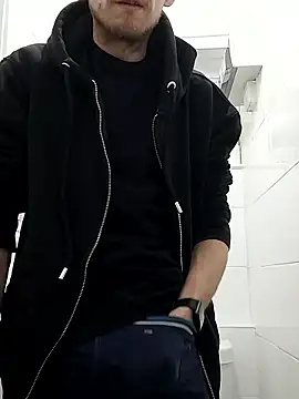 CrookedBunk3527 online show from January 15, 5:22 am