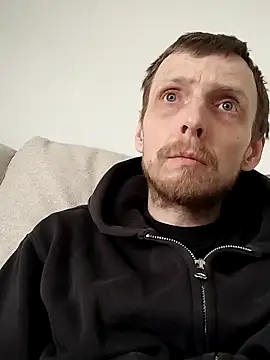 CrookedBunk3527 online show from April 16, 5:47 pm