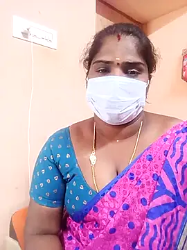 Snapshot of Tamil_Bhuvi69 chatting on March 2, 4:35 am Tamil Bhuvi69 online show from March 2, 4:35 am