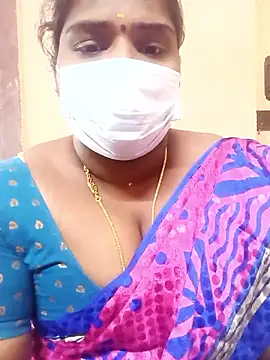 Snapshot of Tamil_Bhuvi69 chatting on March 2, 5:08 am Tamil Bhuvi69 online show from March 2, 5:08 am