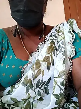 Snapshot of Tamil_Bhuvi69 chatting on February 2, 4:33 am Tamil Bhuvi69 online show from February 2, 4:33 am