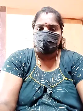 Snapshot of Tamil_Bhuvi69 chatting on February 25, 5:29 am Tamil Bhuvi69 online show from February 25, 5:29 am