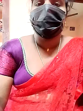 Snapshot of Tamil_Bhuvi69 chatting on February 9, 6:11 am Tamil Bhuvi69 online show from February 9, 6:11 am