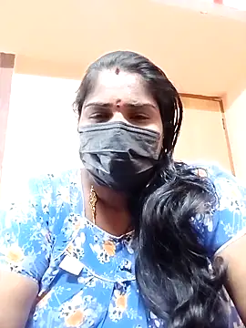 Snapshot of Tamil_Bhuvi69 chatting on February 23, 6:14 am Tamil Bhuvi69 online show from February 23, 6:14 am