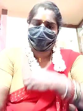 Snapshot of Tamil_Bhuvi69 chatting on February 6, 4:47 pm Tamil Bhuvi69 online show from February 6, 4:47 pm