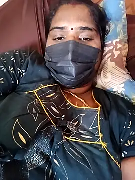 Snapshot of Tamil_Bhuvi69 chatting on February 15, 8:57 am Tamil Bhuvi69 online show from February 15, 8:57 am