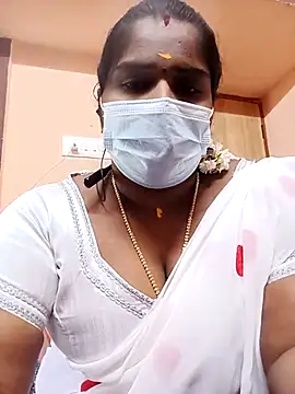 Snapshot of Tamil_Bhuvi69 chatting on February 5, 5:36 am Tamil Bhuvi69 online show from February 5, 5:36 am