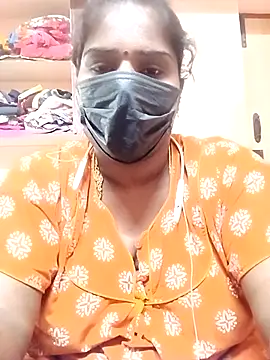 Snapshot of Tamil_Bhuvi69 chatting on February 27, 3:40 am Tamil Bhuvi69 online show from February 27, 3:40 am