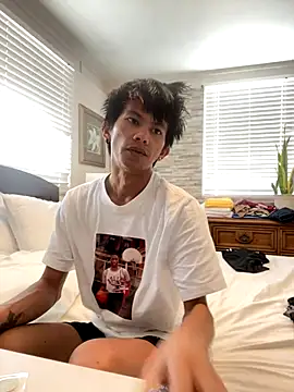 jhaycobXgarcia online show from December 15, 10:15 pm