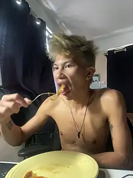 jhaycobXgarcia online show from February 6, 9:00 pm