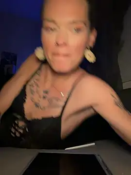 vinique99 online show from February 17, 12:08 am