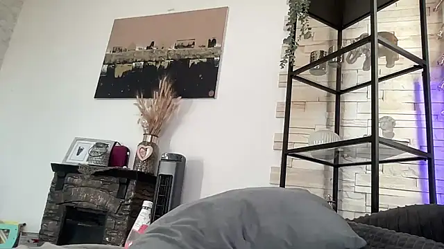 vinique99 online show from March 18, 3:24 pm