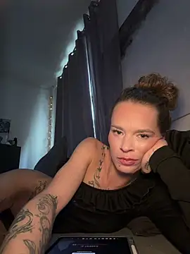 vinique99 online show from February 14, 1:11 pm