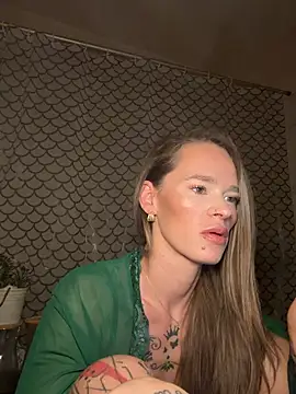 vinique99 online show from March 11, 8:03 pm