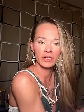 vinique99 online show from January 11, 6:04 pm