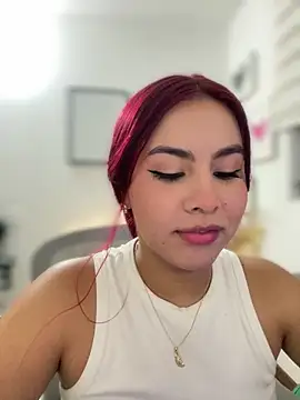 Zarahs Blare1 online show from December 23, 2:33 am