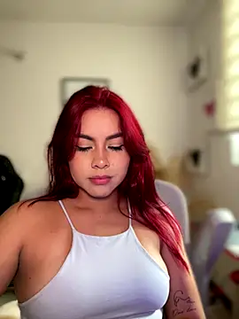 Zarahs Blare1 online show from January 7, 10:48 pm